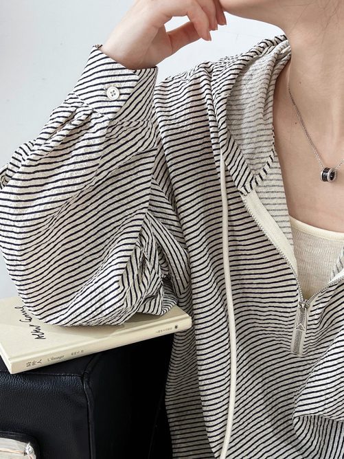 Idle Striped Casual Hooded Shirt in Hoodies