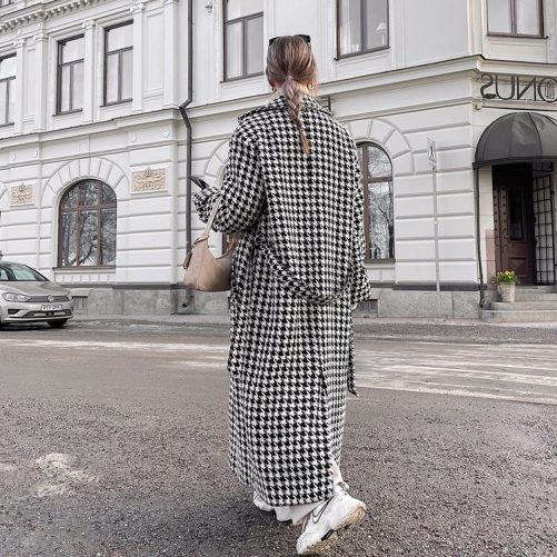 Long Black White Young Coat in Woolen Blends Coats