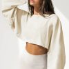 Popular round Neck  Short Sports Bottoming Shirt T shirt in Sports Tops
