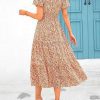 V Collar Bubble Pleated Print Short Sleeve Pocket Dress in Dresses