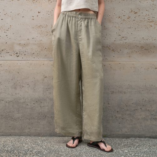 Old Money Loose Slimming Straight Leg Elastic Waist Pants in Pants
