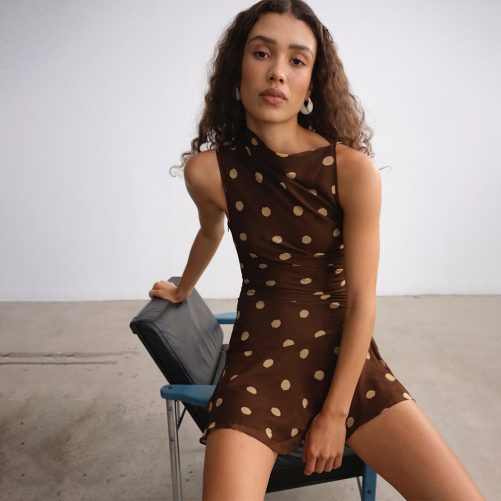Sexy Waist Trimming Short Polka Dot Pleated Dress in Dresses