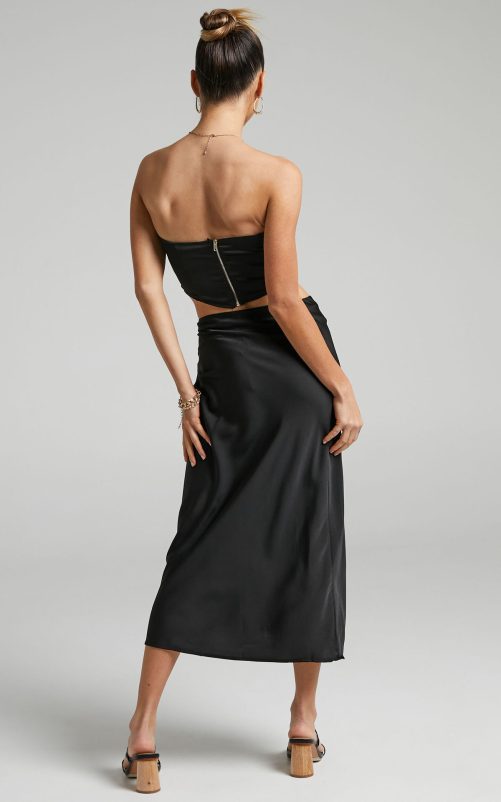High Waist Slimming Zipper Pleating Satin Skirt in Skirts
