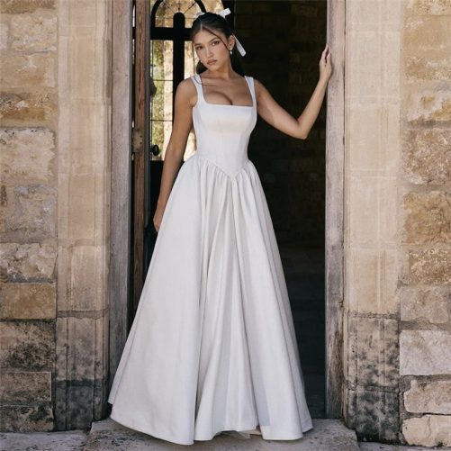 French Square Collar Slim Fit Backless Wide Hem Dress in Dresses