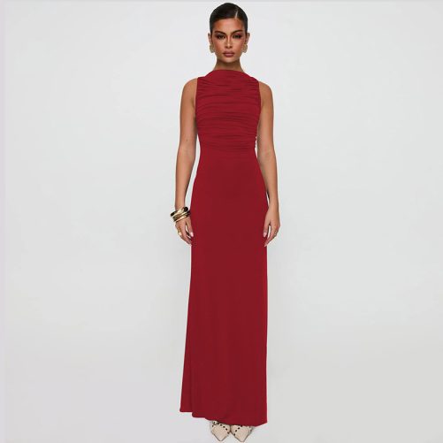 Round Neck Sexy Backless Slim Fit Dress in Dresses
