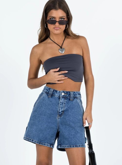 Street Hipster Washed Denim Straight Leg Shorts in Shorts