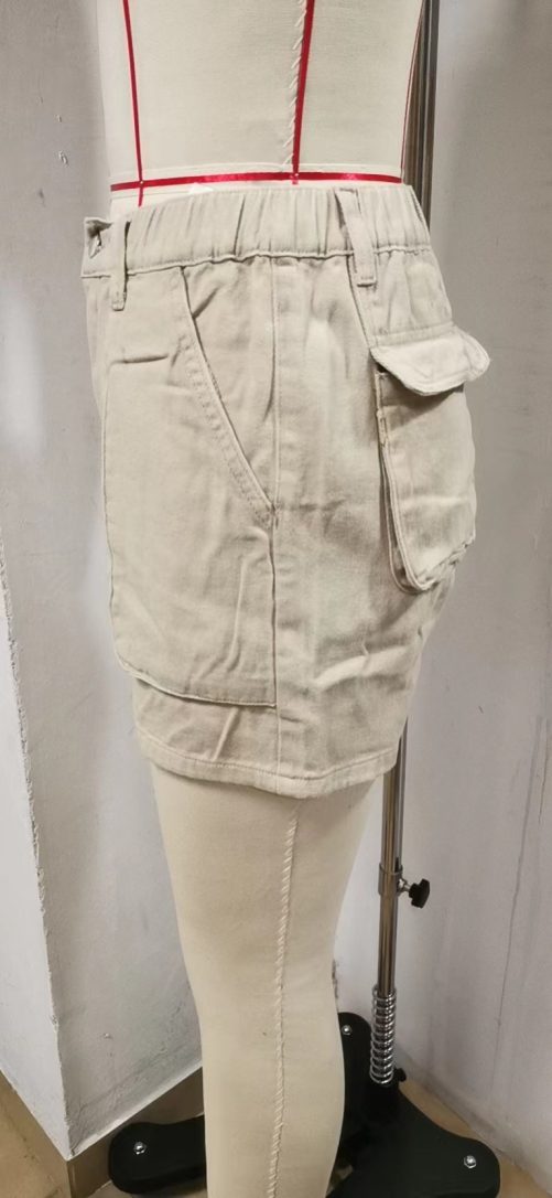Elastic Waist Workwear Shorts in Shorts