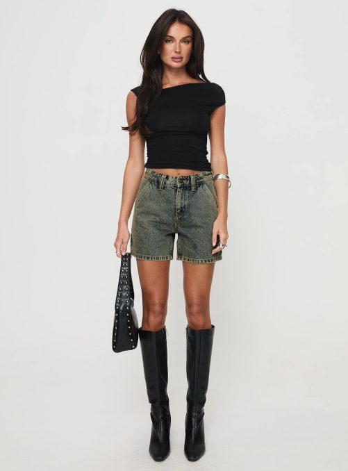 Street Hipster Washed Denim Straight Leg Shorts in Shorts
