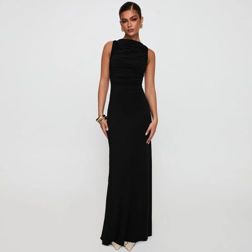 Round Neck Sexy Backless Slim Fit Dress in Dresses