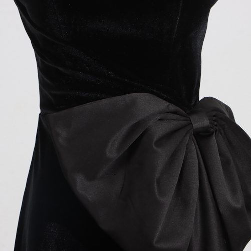 Elegant Black Irregular Asymmetric Design Sleeveless Dress in Dresses